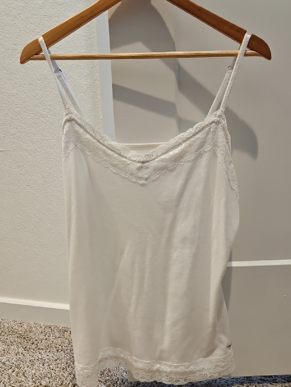 Hollister White Lace-Trim Camisole Tank